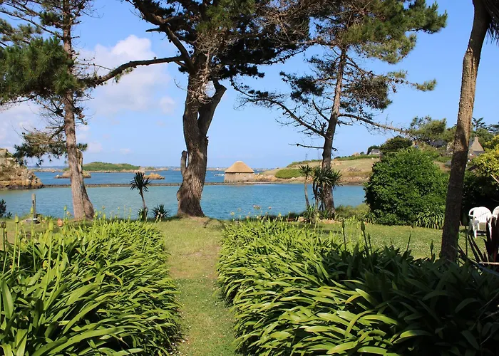 Chambres d'hôtes face à Bréhat, Maison des îles